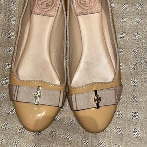 Tory Burch, beige flats, women’s size 6